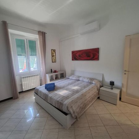 Bacio Del Sole Appartement Vado Ligure Buitenkant foto