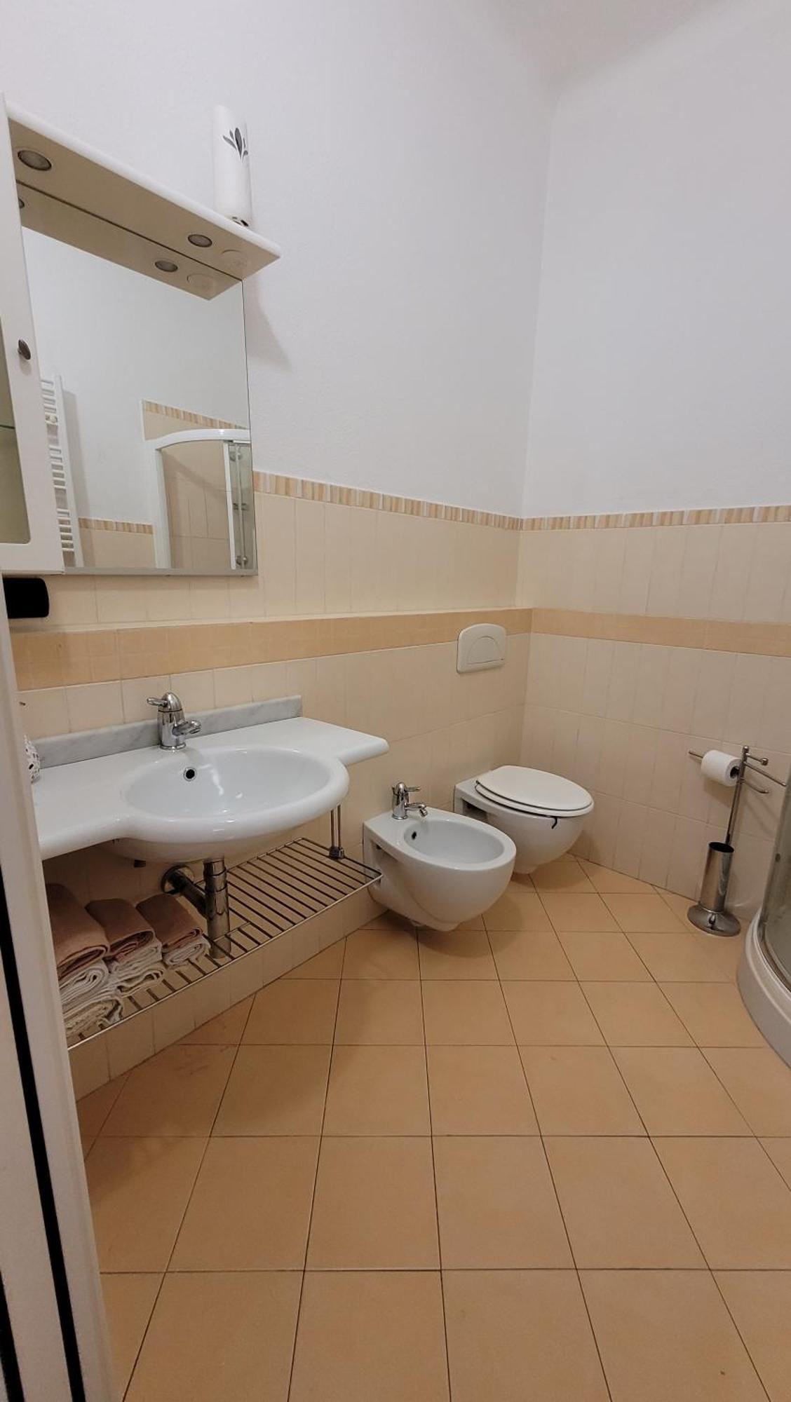 Bacio Del Sole Appartement Vado Ligure Buitenkant foto